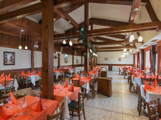 PIRIN - MAIN RESTAURANT