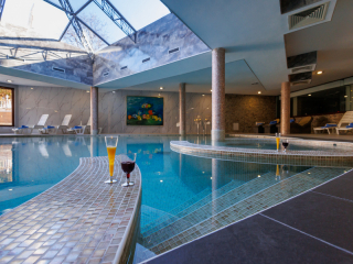 VIHREN ROYAL PALACE - 