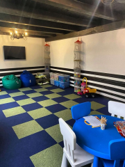 LESHTEN - KIDS AREA