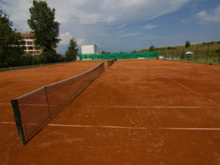 PRIMEA BEACH RESIDENCE - TENNIS COURT