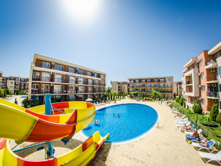 PANORAMA FORT BEACH  - SWIMMING POOLS