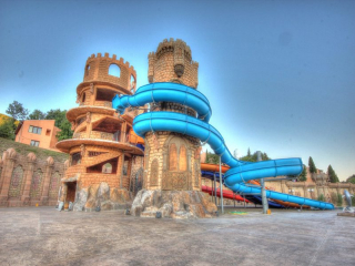 ROYAL PARK - AQUAPARK & SWIMMING POOL