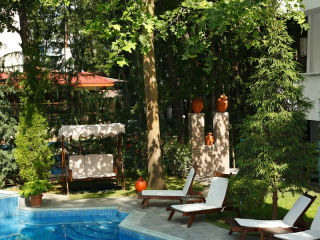 FAMILY HOTEL ELMAR - GARDEN