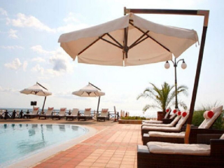 BOUTIQUE HOTEL MALTESE CASTLE - OUTDOOR POOL