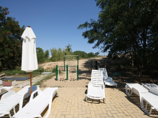 HOTEL COMPLEX KAMENEC NESSEBAR - SUNLOUNGERS BY THE POOL