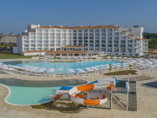 SUNRISE BLUE MAGIC RESORT - 