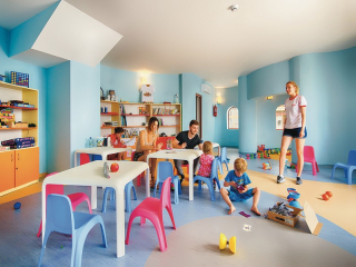 ALUA HELIOS BAY - RIULAND KID'S CLUB