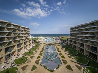 WAVE RESORT - 