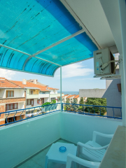 FAMILY HOTEL ELVIRA - BALCONY