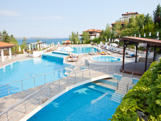 SANTA MARINA HOLIDAY VILLAGE - SWIMMING POOLS