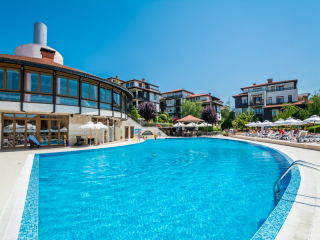 SANTA MARINA HOLIDAY VILLAGE - SWIMMING POOLS