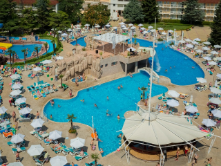 DIT EVRIKA BEACH CLUB HOTEL - AQUAPARK & SWIMMING POOLS