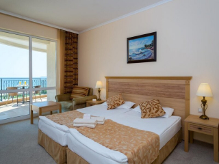 DIT MAJESTIC BEACH RESORT - DOUBLE ROOM