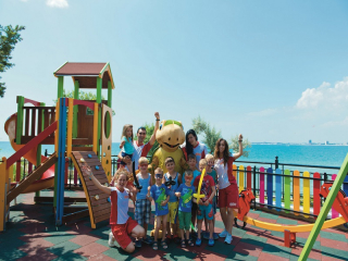 Dreams Sunny Beach Resort - RIULAND CLUB FOR KIDS