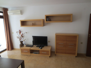 ЕТАRА 1 & 2 - TWO BEDROOMS APARTMENT-PARK