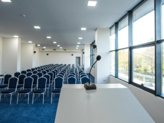 АРПЕЗОС - КОНФЕРЕНТНА ЗАЛА