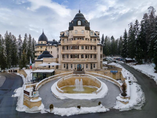 ФЕСТА УИНТЪР ПАЛАС - ФЕСТА УИНТЪР ПАЛАС