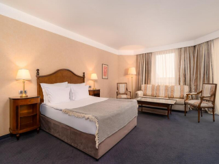 ФЕСТА УИНТЪР ПАЛАС - ФАМИЛНА СТАЯ