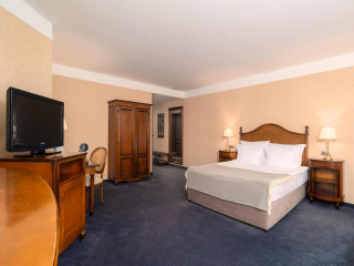 ФЕСТА УИНТЪР ПАЛАС - ФАМИЛНА СТАЯ