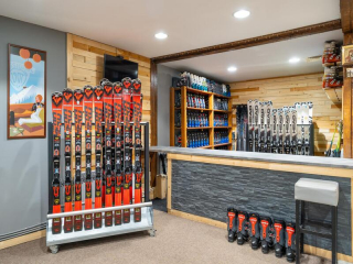 ФЕСТА УИНТЪР ПАЛАС - СПОРТ И РАЗВЛЕЧЕНИЯ