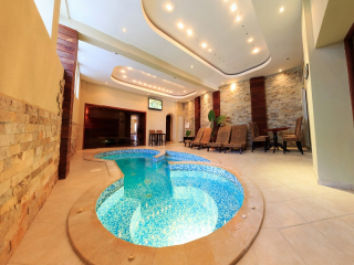 SPA COMPLEX WINEPALACE - 